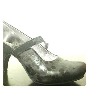 Tsubo black Mary Jane heel great for dancing